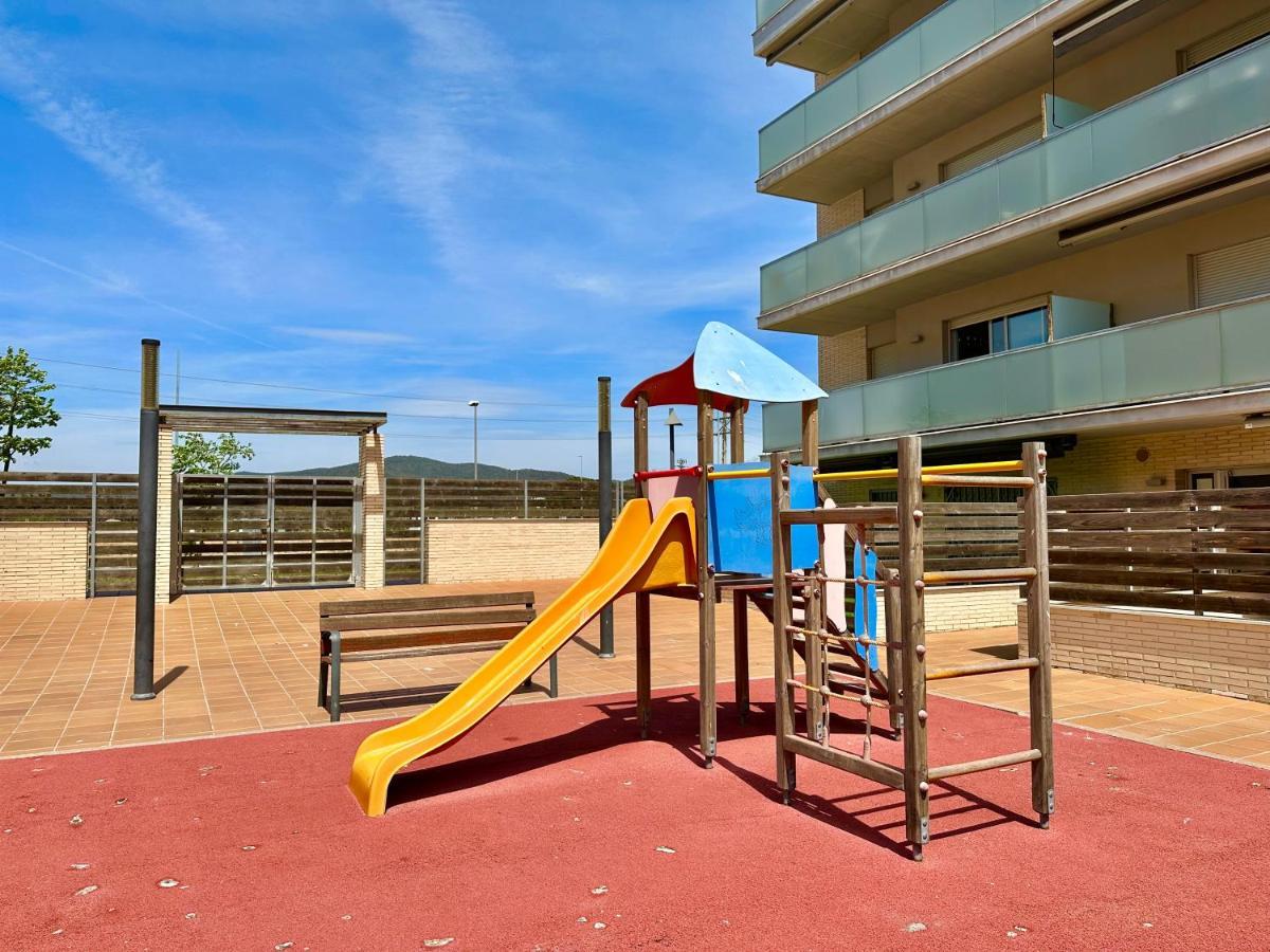New! Apartamento Con 2 Piscinas, Parque Infantil, A 1 Min De La Playa Sant Antoni De Calonge Bagian luar foto